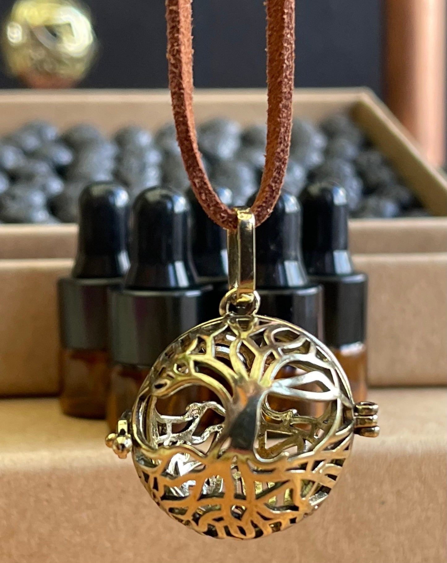 Essential oil locket, aromatherapy necklace, boho necklace, gift for her, tree of life necklace, tree of life pendant, diffuser necklace