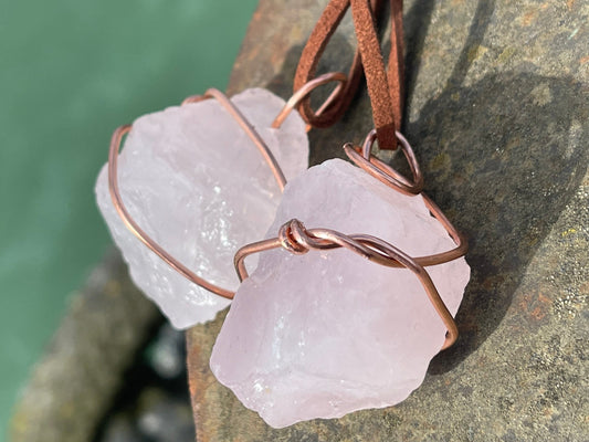 Rose quartz necklaces, romantic gift for her, rose quartz pendant, boho pendants, handmade necklace, rose quartz jewellery ethical jewellery