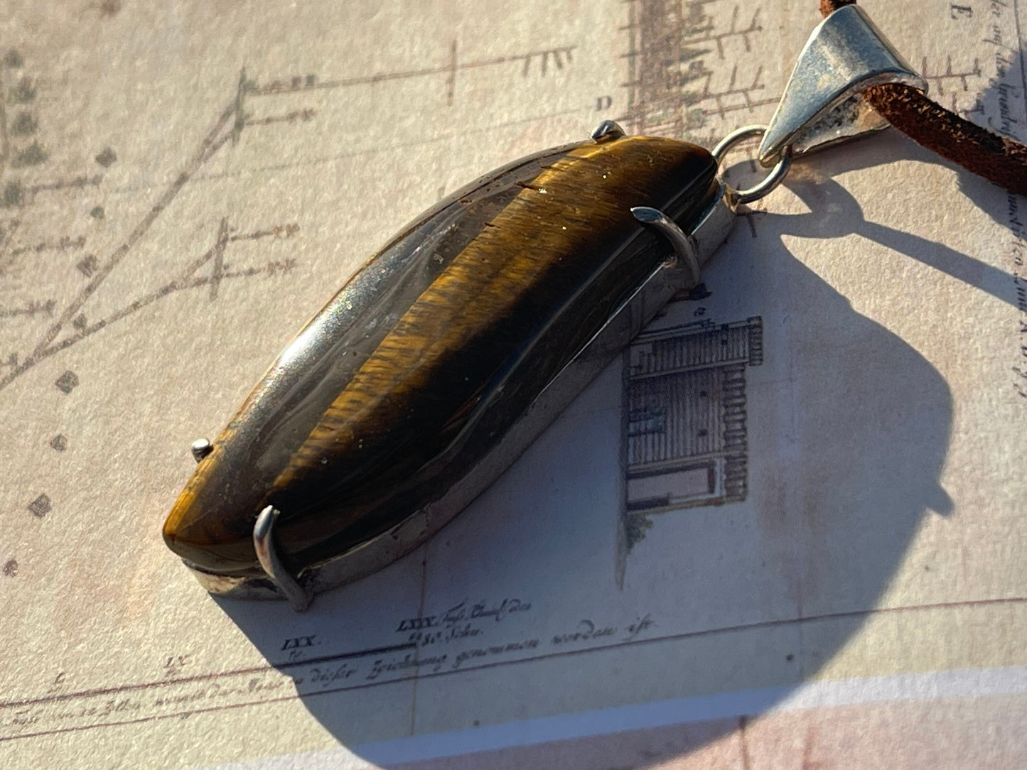 Tigers eye necklace,  gift for her, unisex necklace, ethical jewellery, eco friendly gift for him, tigers eye jewellery, tigers eye pendant