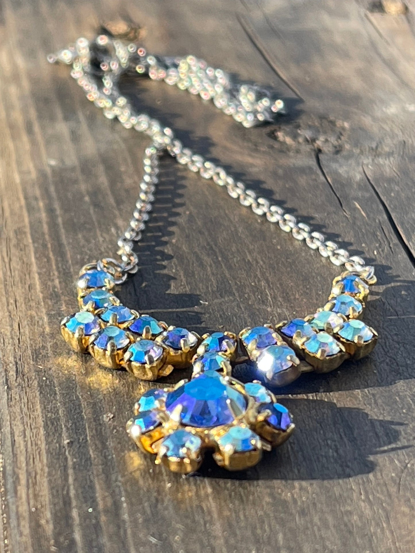 Cut glass vintage aurora borealis necklace, vintage necklace, vintage jewellery, resin bow necklace, ethical jewellery, wedding necklace