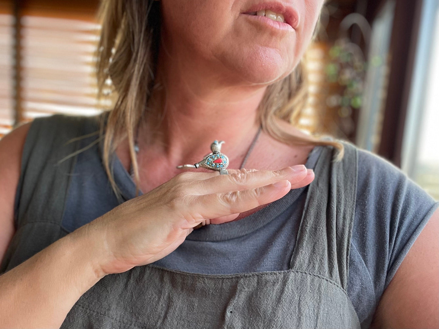 Large vintage bird ring, silver bird ring, vintage jewellery, boho jewellery, ethical jewellery, gypsy ring. Gypsy jewellery, red bird ring