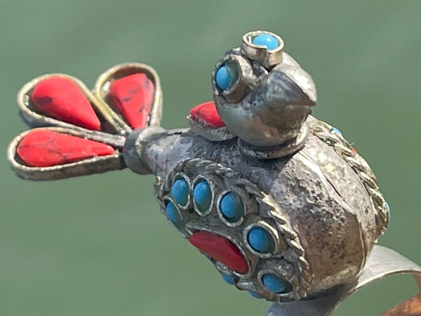 Large vintage bird ring, silver bird ring, vintage jewellery, boho jewellery, ethical jewellery, gypsy ring. Gypsy jewellery, red bird ring