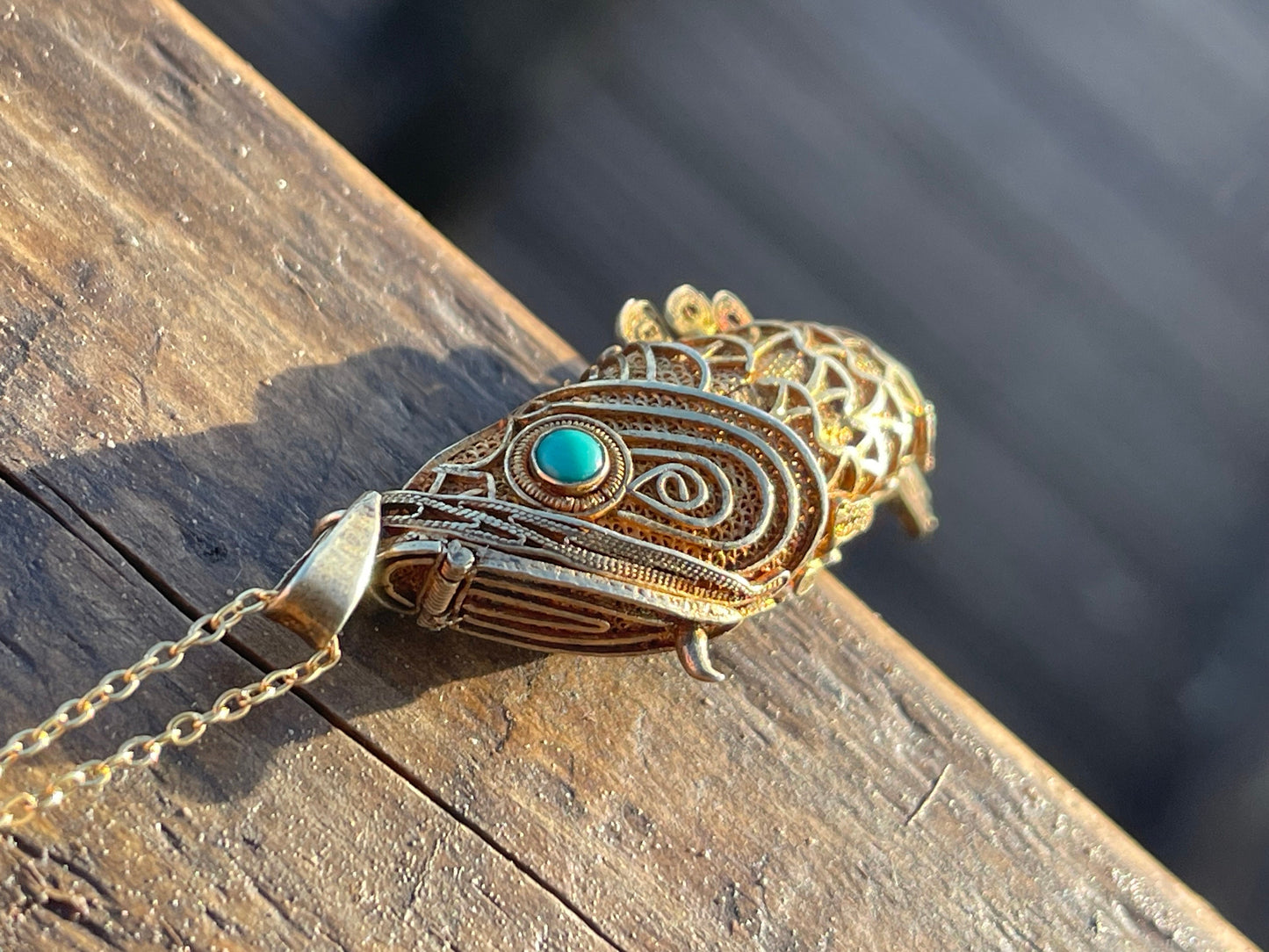 Articulated fish, vintage necklace, vintage jewellery, fish pendant, ethical jewellery, fish necklace, fish pendant, amazing necklace