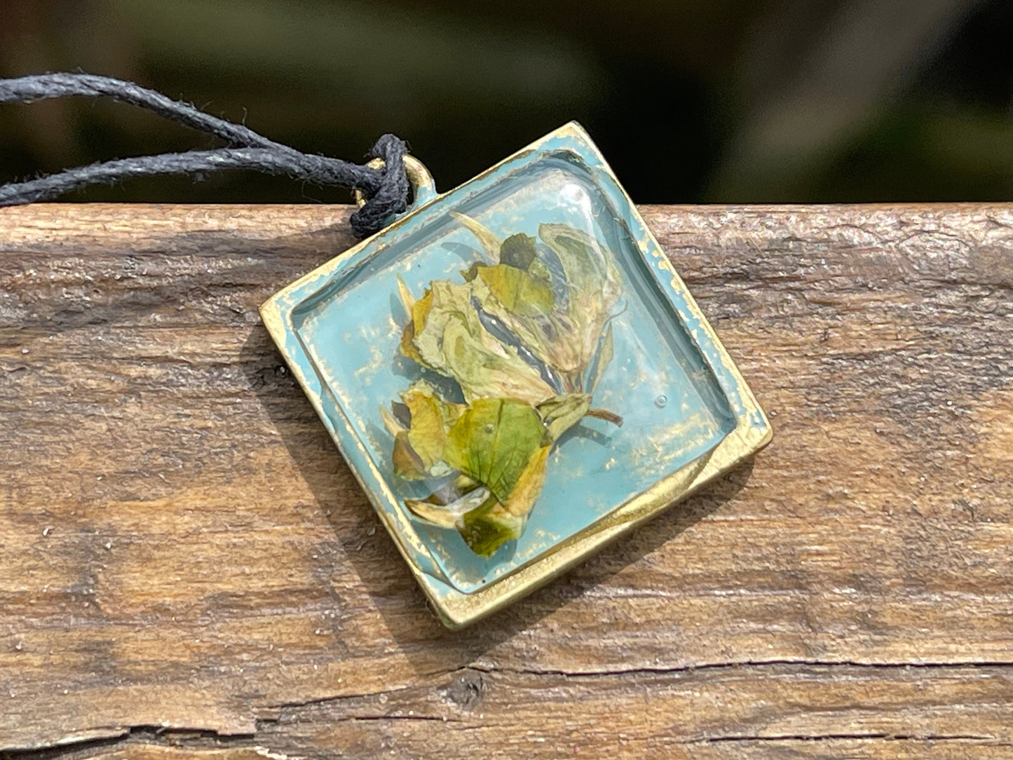 Unique cowslip floral necklace. Floral pendant, romantic gift for her.  Unique necklaces, unusual jewellery, unique jewellery, boho gifts