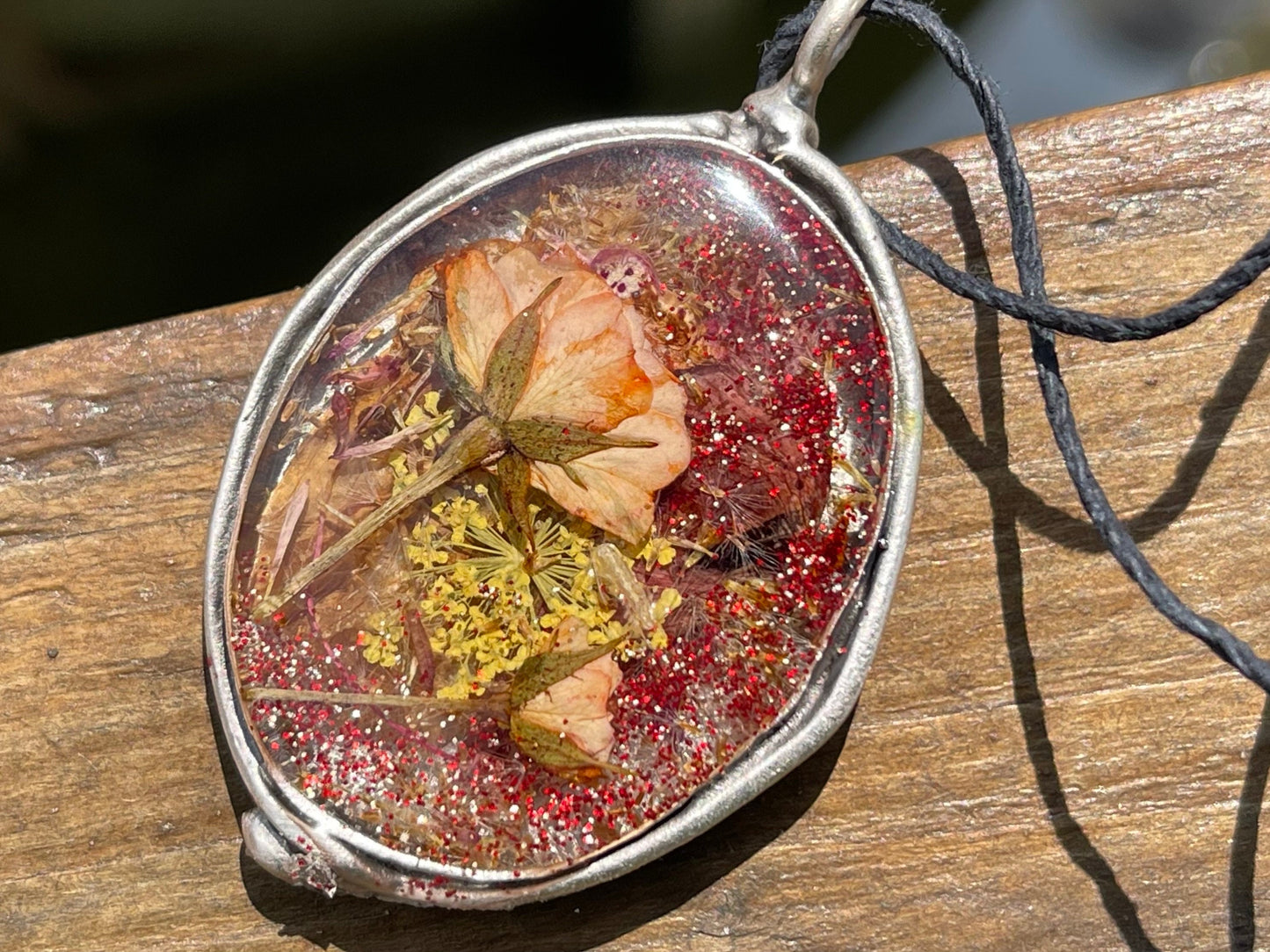 Rose necklace, flower necklace, glitter necklace, boho necklace, rose pendant, handmade jewellery, handmade necklace, sparkly red necklace