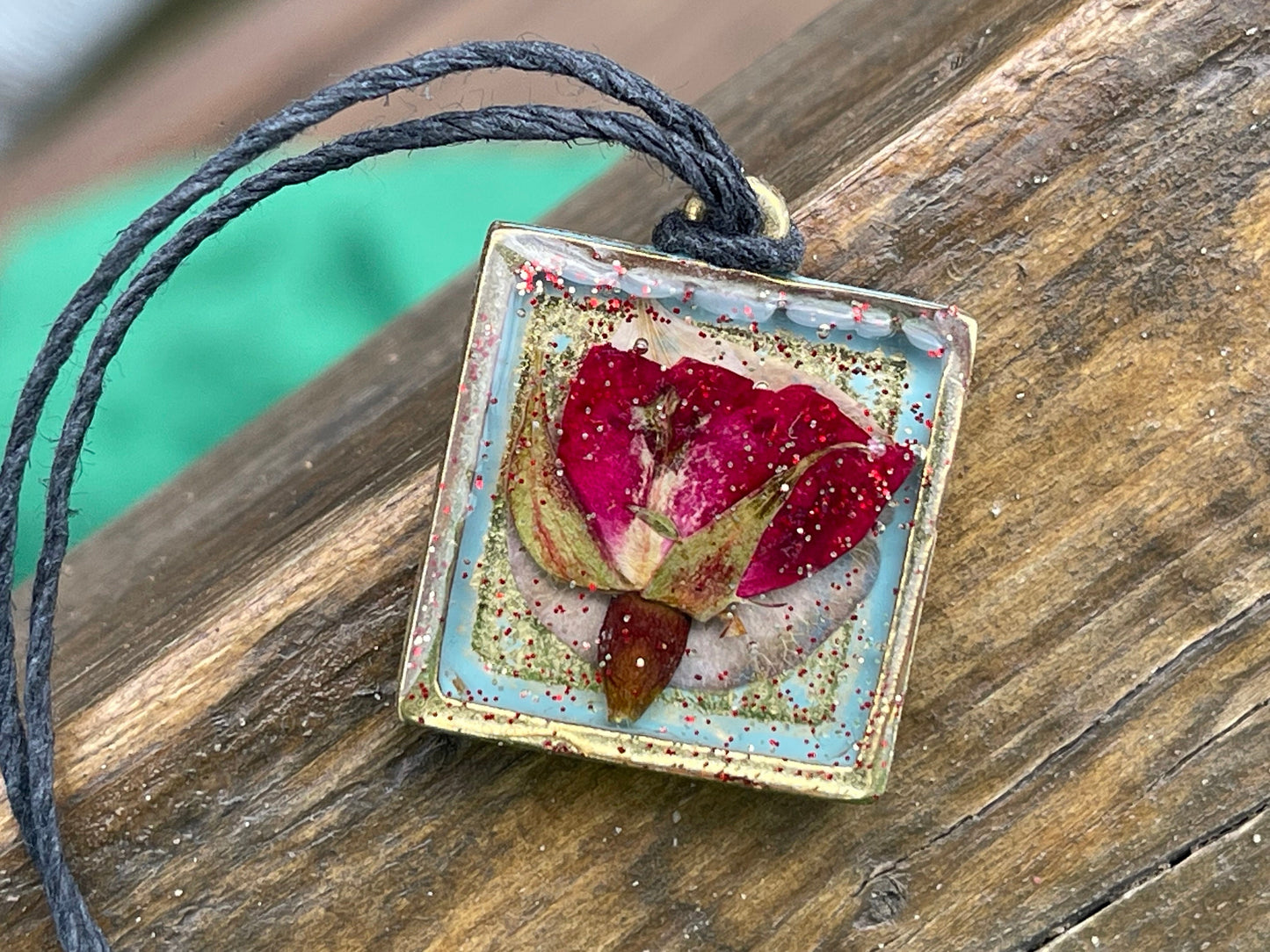 Rose necklace, flower necklace, romantic gift for her, boho necklace, rose pendant, handmade jewellery, handmade necklace, gift for gardener