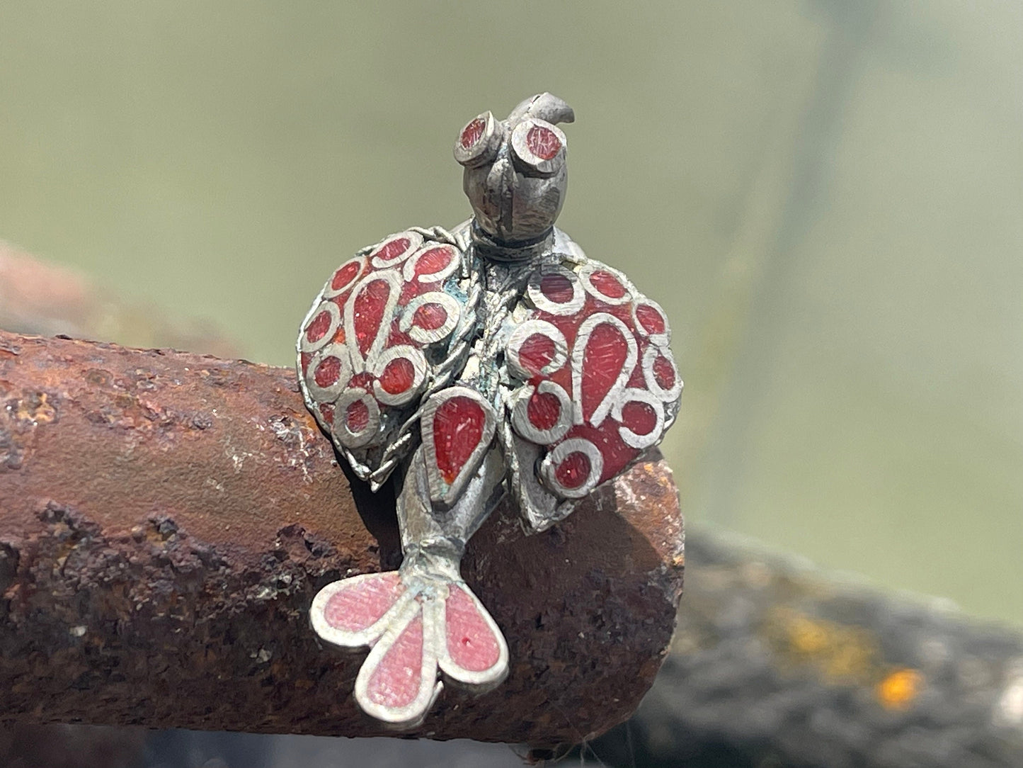 Large vintage bird ring, silver bird ring, vintage jewellery, boho jewellery, ethical jewellery, gypsy ring. Gypsy jewellery, red bird ring