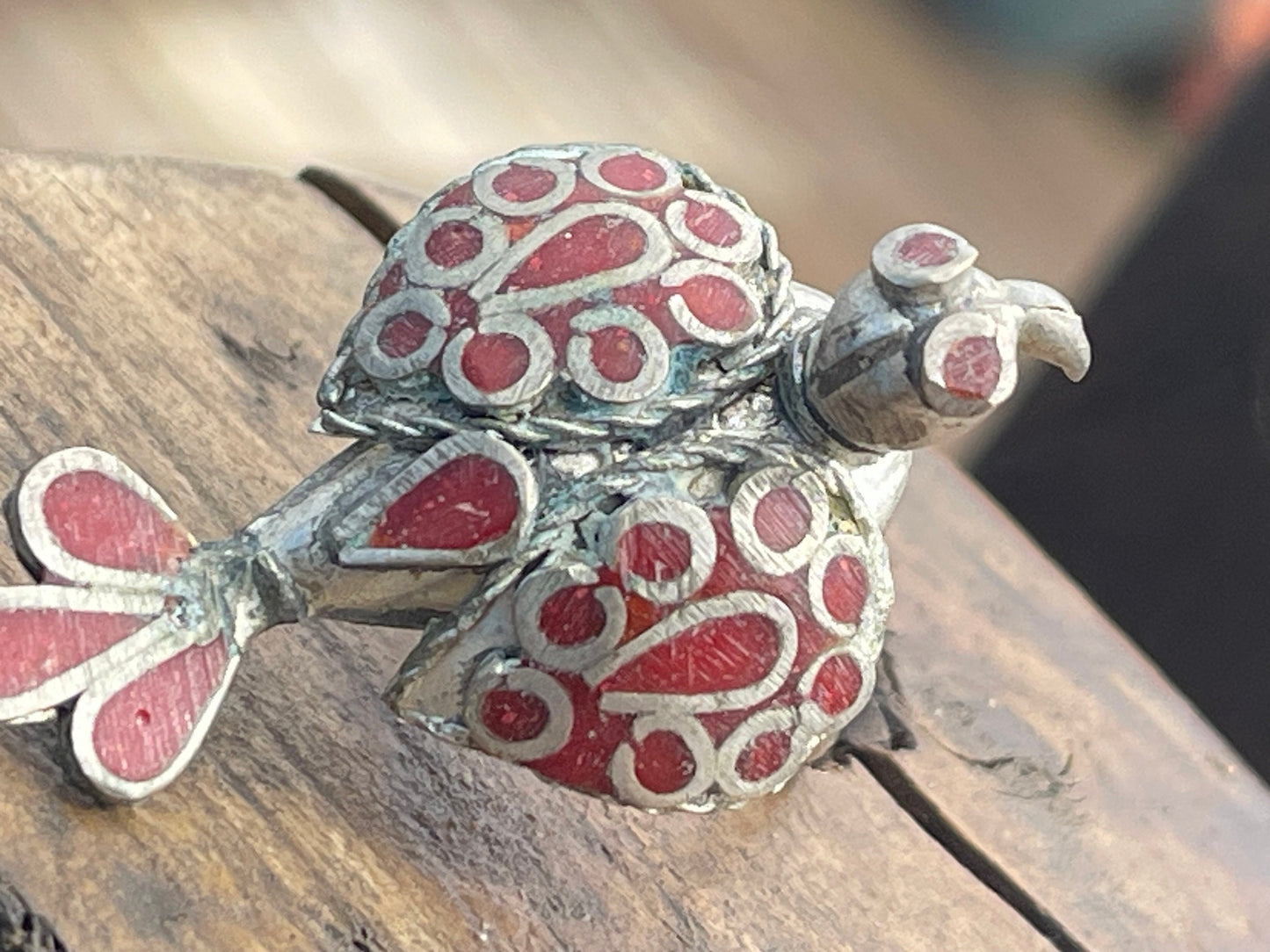 Large vintage bird ring, silver bird ring, vintage jewellery, boho jewellery, ethical jewellery, gypsy ring. Gypsy jewellery, red bird ring