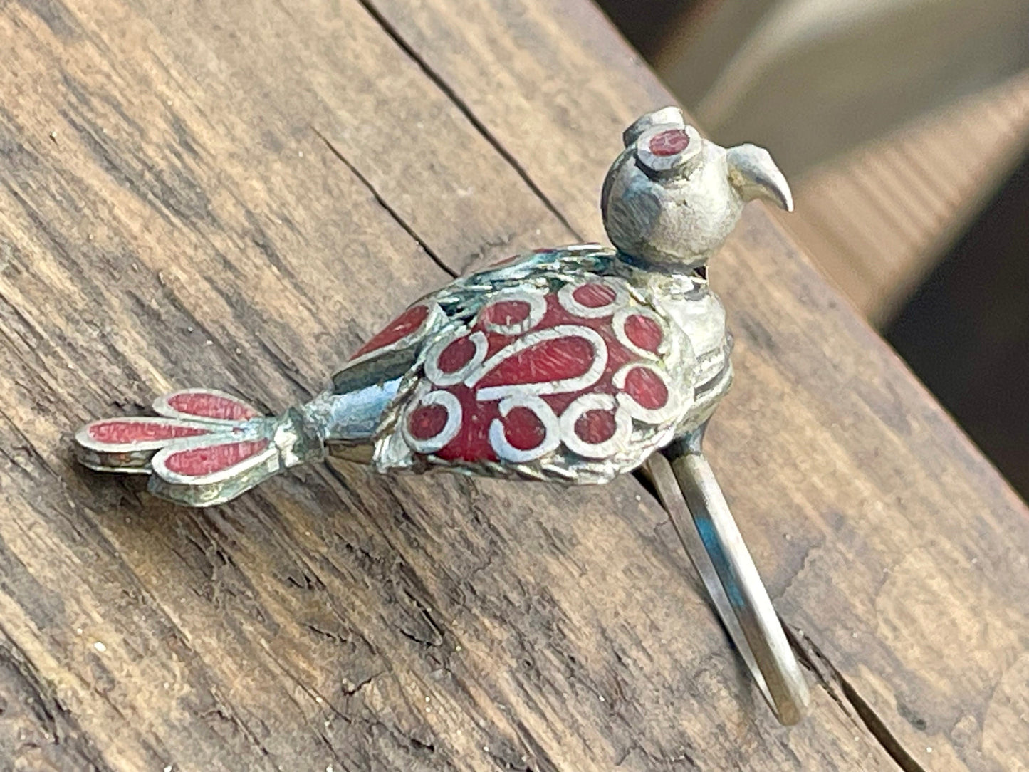 Large vintage bird ring, silver bird ring, vintage jewellery, boho jewellery, ethical jewellery, gypsy ring. Gypsy jewellery, red bird ring