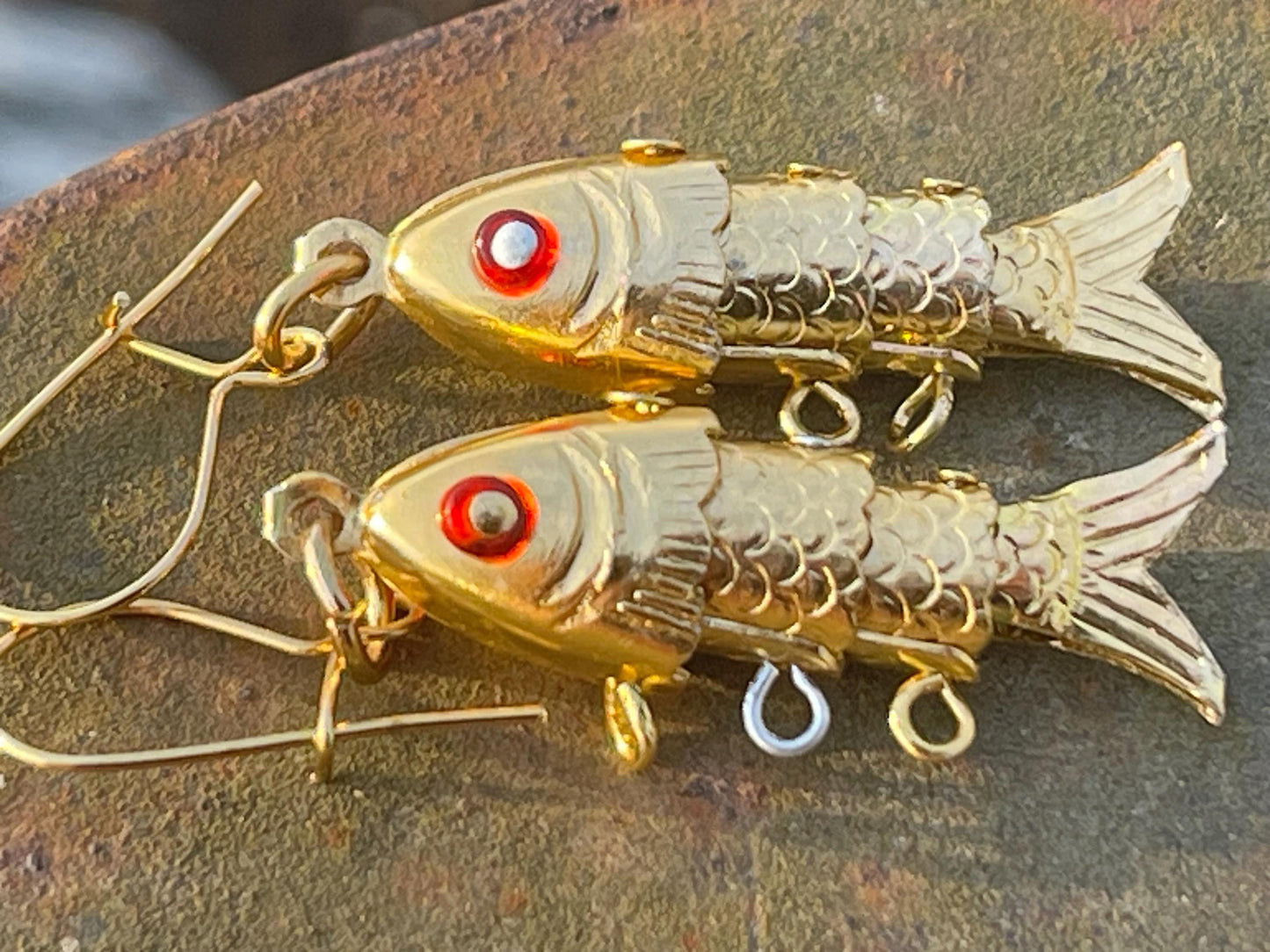 Vintage articulated fish earrings. Vintage jewellery, boho necklace, ethical jewellery, eco friendly gift for her, retro earrings