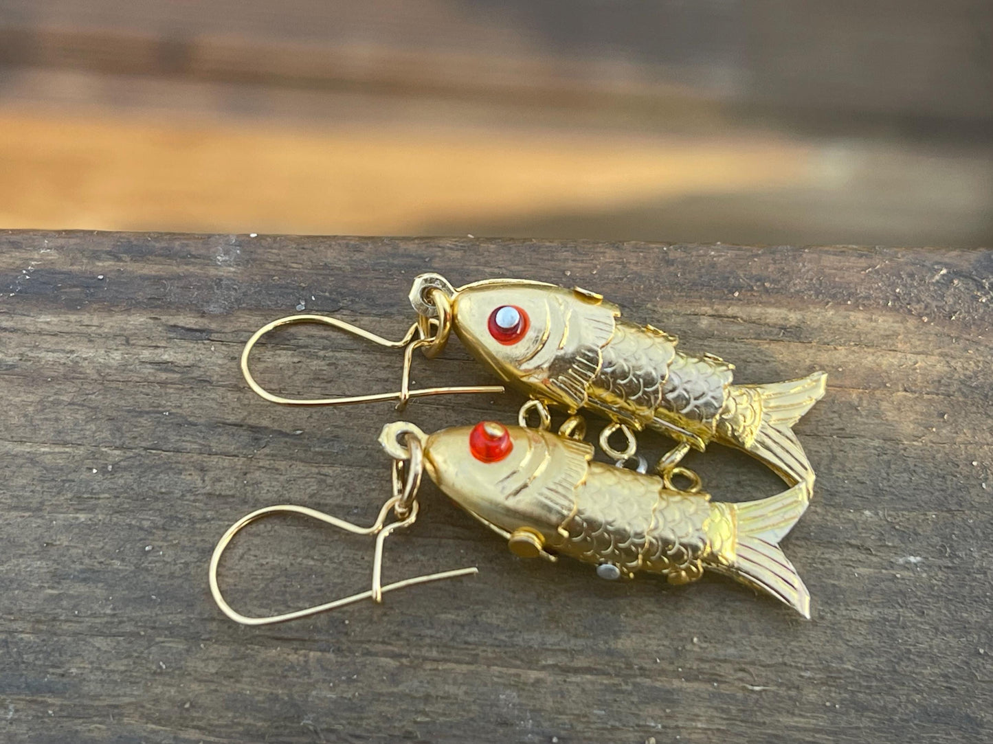 Vintage articulated fish earrings. Vintage jewellery, boho necklace, ethical jewellery, eco friendly gift for her, retro earrings