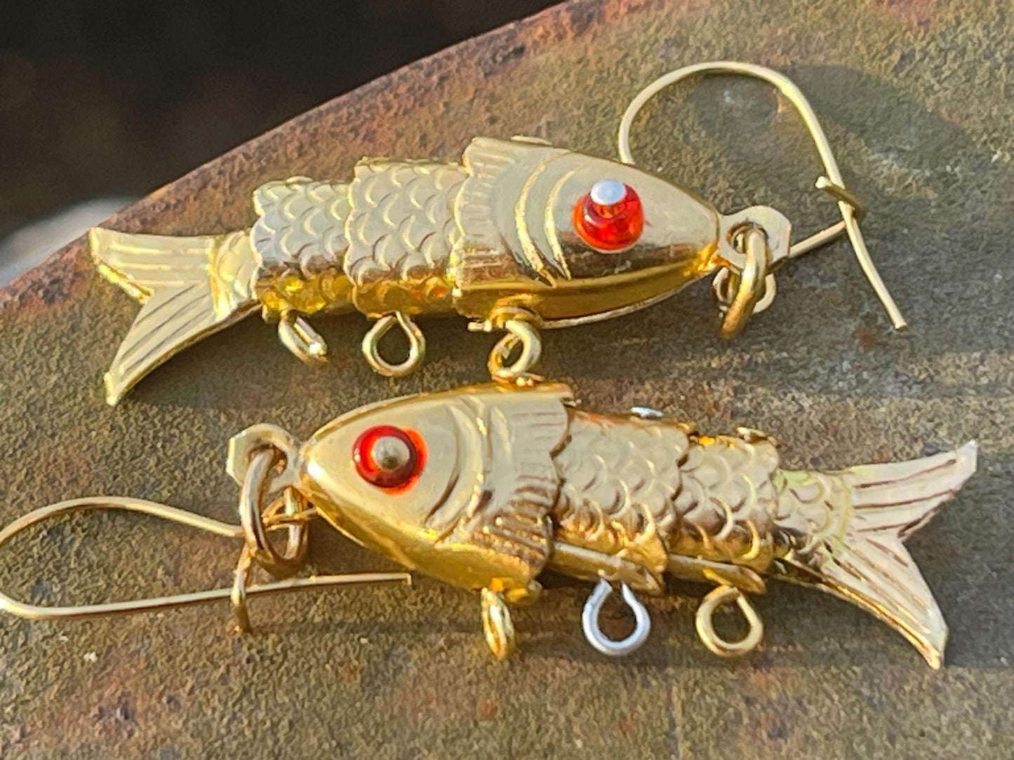 Vintage articulated fish earrings. Vintage jewellery, boho necklace, ethical jewellery, eco friendly gift for her, retro earrings