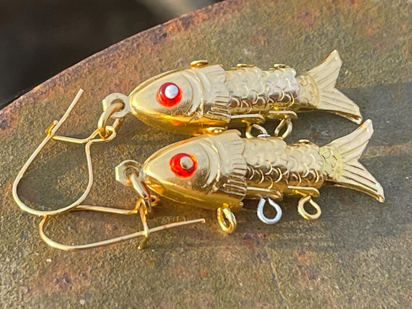 Vintage articulated fish earrings. Vintage jewellery, boho necklace, ethical jewellery, eco friendly gift for her, retro earrings