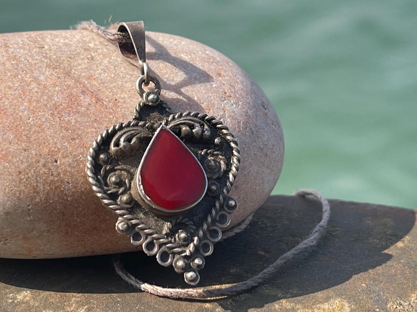 Gypsy jewellery, carnelian gemstone necklace, vintage jewellery, ethical jewellery, gypsy necklace, boho necklace, vintage red jewellery.