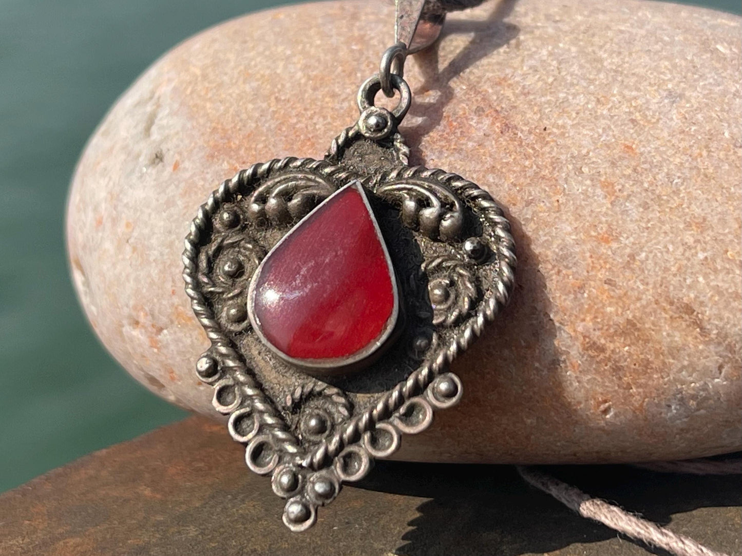 Gypsy jewellery, carnelian gemstone necklace, vintage jewellery, ethical jewellery, gypsy necklace, boho necklace, vintage red jewellery.