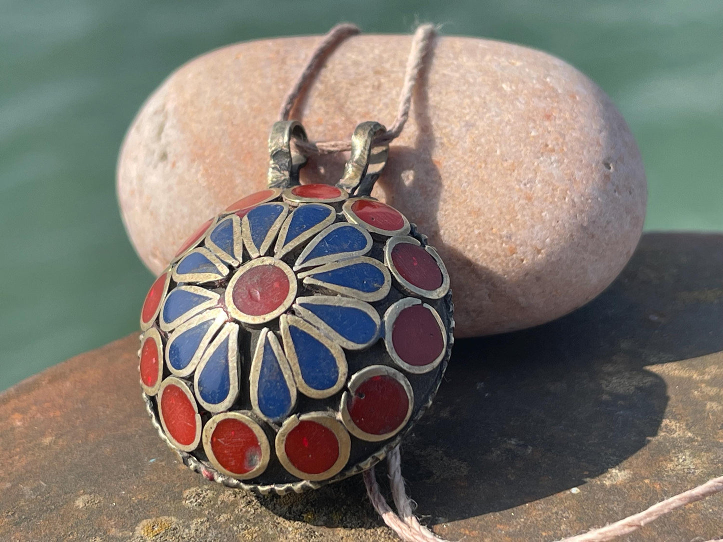 Fabulous vintage necklace, large necklace, boho vintage jewellery, ethical jewellery, blie and red statement jewellery. Ethical gifts.