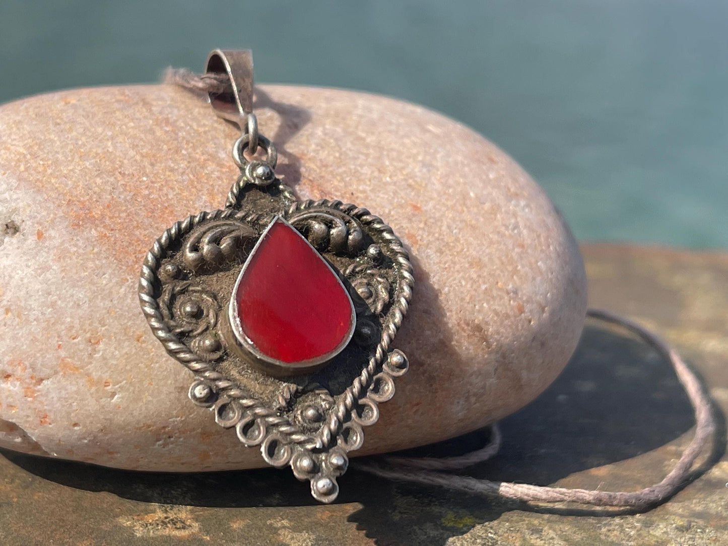 Gypsy jewellery, carnelian gemstone necklace, vintage jewellery, ethical jewellery, gypsy necklace, boho necklace, vintage red jewellery.