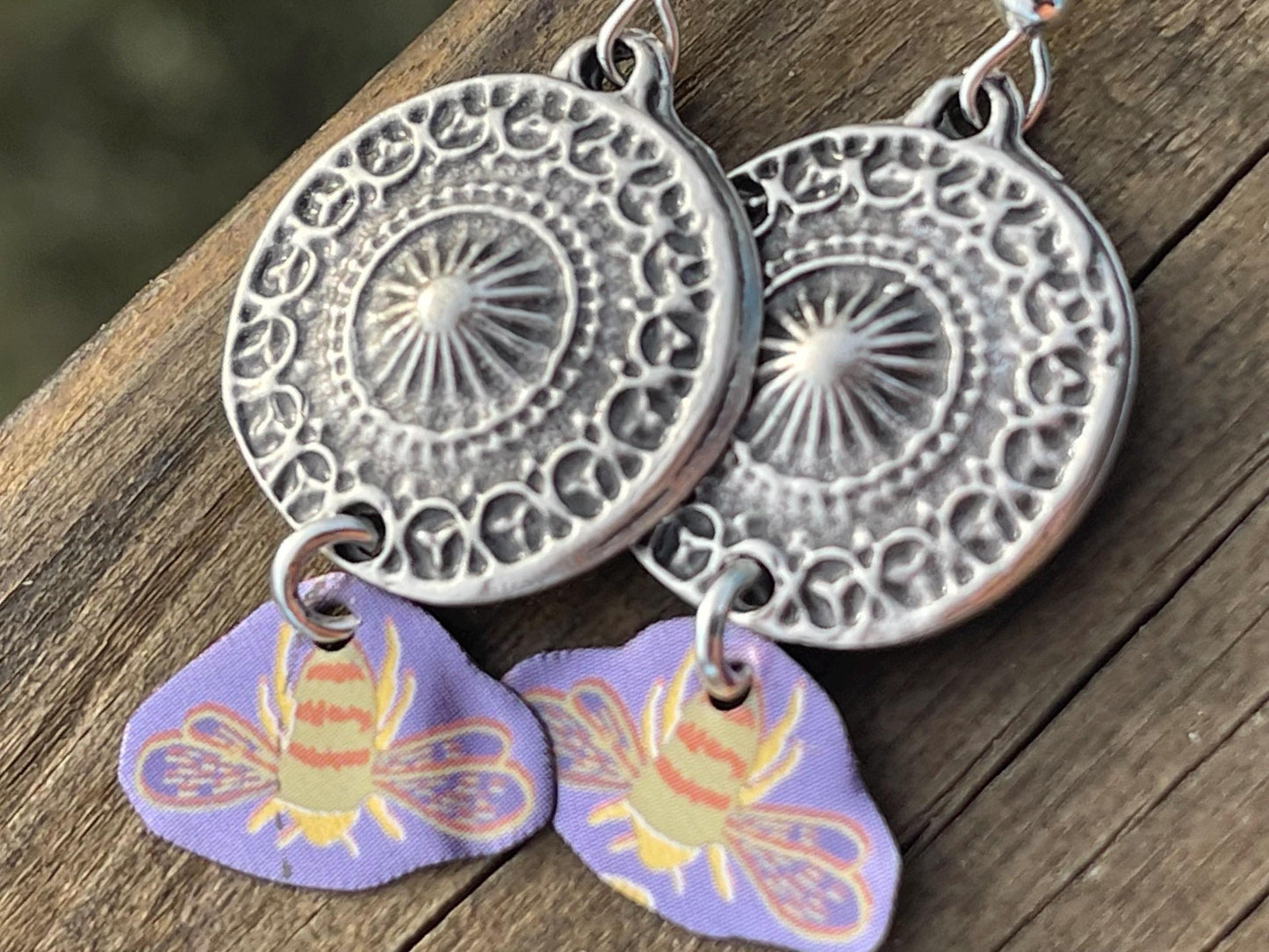 Bee earrings. Bee jewellery, boho jewellery, boho jewellery, unique earrings, eco friendly jewellery, gift for her, ethical jewellery