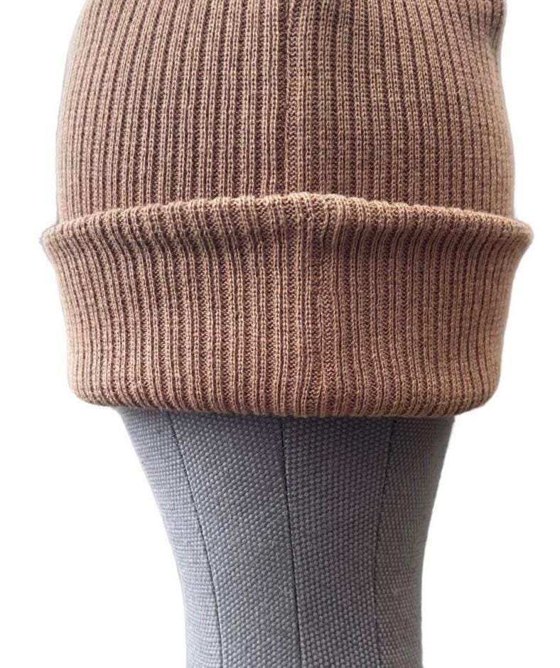 SAND. Umweltfreundliche Beanies. Hergestellt aus 100 % biologisch angebauter Baumwolle.