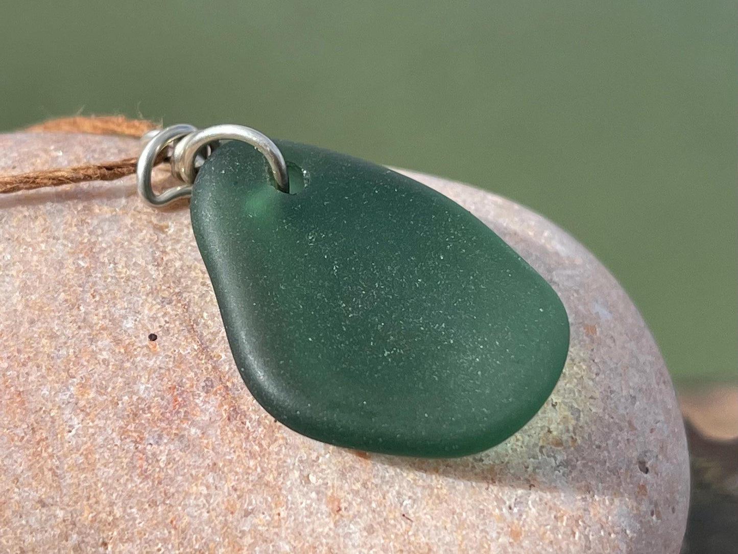 Green sea glass necklace. Recycled necklace, gift for him. Ethical jewellery. Sea glass pendant. Eco friendly necklace, boho surf jewellery