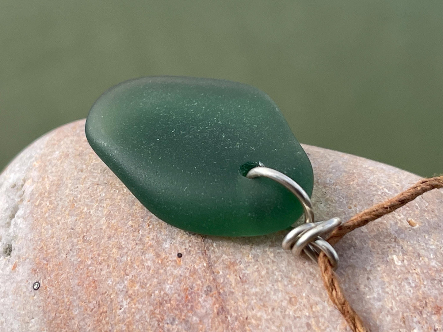 Green sea glass necklace. Recycled necklace, gift for him. Ethical jewellery. Sea glass pendant. Eco friendly necklace, boho surf jewellery