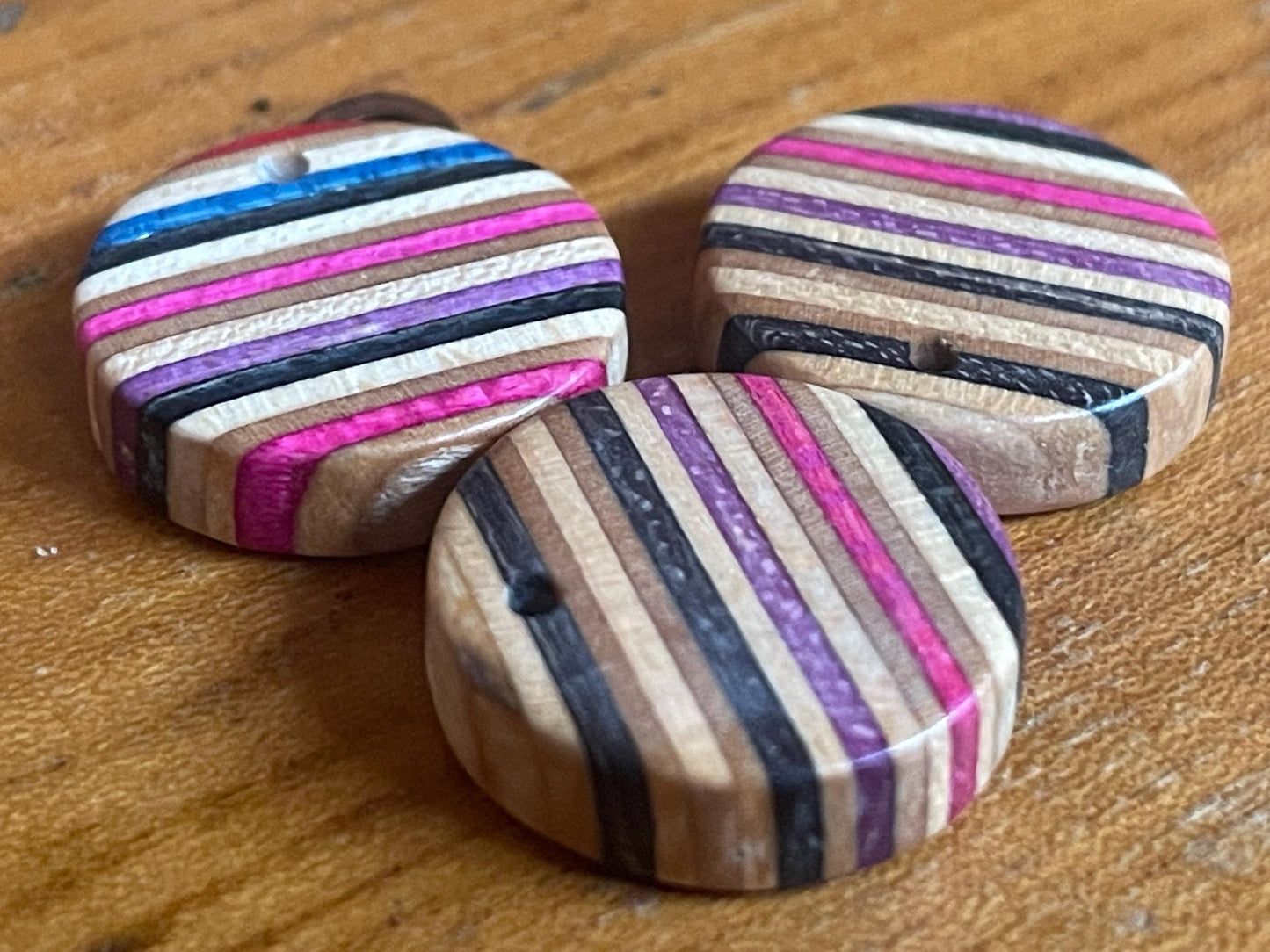 PINK Handmade pendant made from old skateboards. Skateboard necklace. Unique gifts for men. Sustainable jewellery. Eco friendly jewellery.