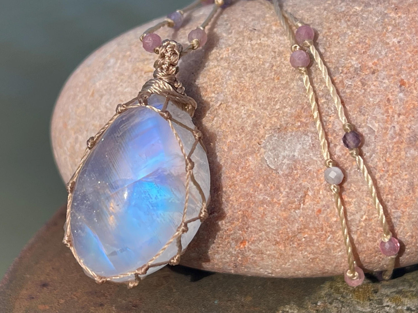 Stunning rainbow moonstone necklace, moonstone pendant, rainbow gemstone, Handmade gemstone necklace, boho gift for her. Macrame jewellery.