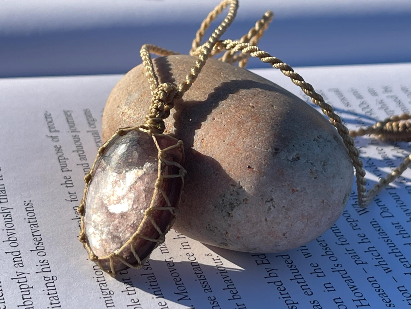 Stunning macrame labradorite necklace on an adjustable cord. Handmade gemstone necklace, boho jewellery. Macrame jewellery. Unique necklace.