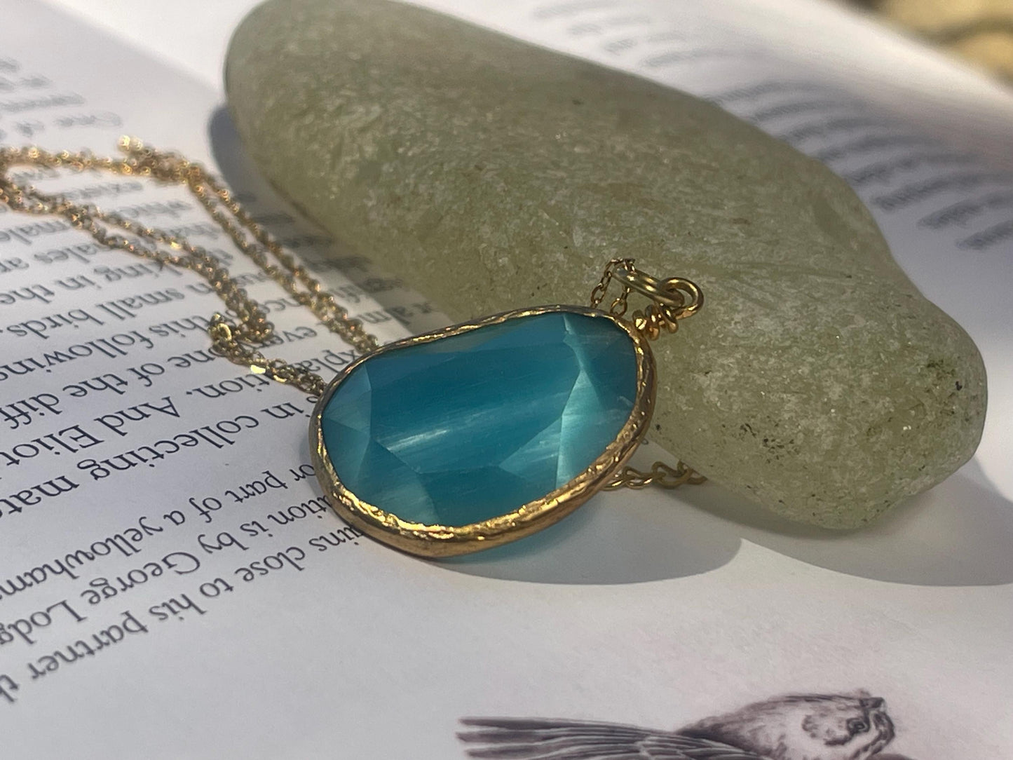 Stunning blue necklace on a recycled adjustable chain. Unusual and beautiful jewellery. Ethical, sustainable and eco friendly.