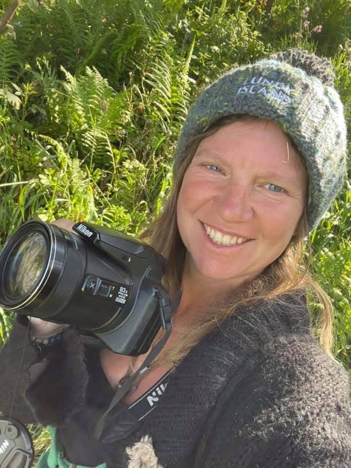 Robot card, beach hut card, handmade card, recycled card. Birthday card, Unusual card for him, card for her. Robot presents. Seaside card.