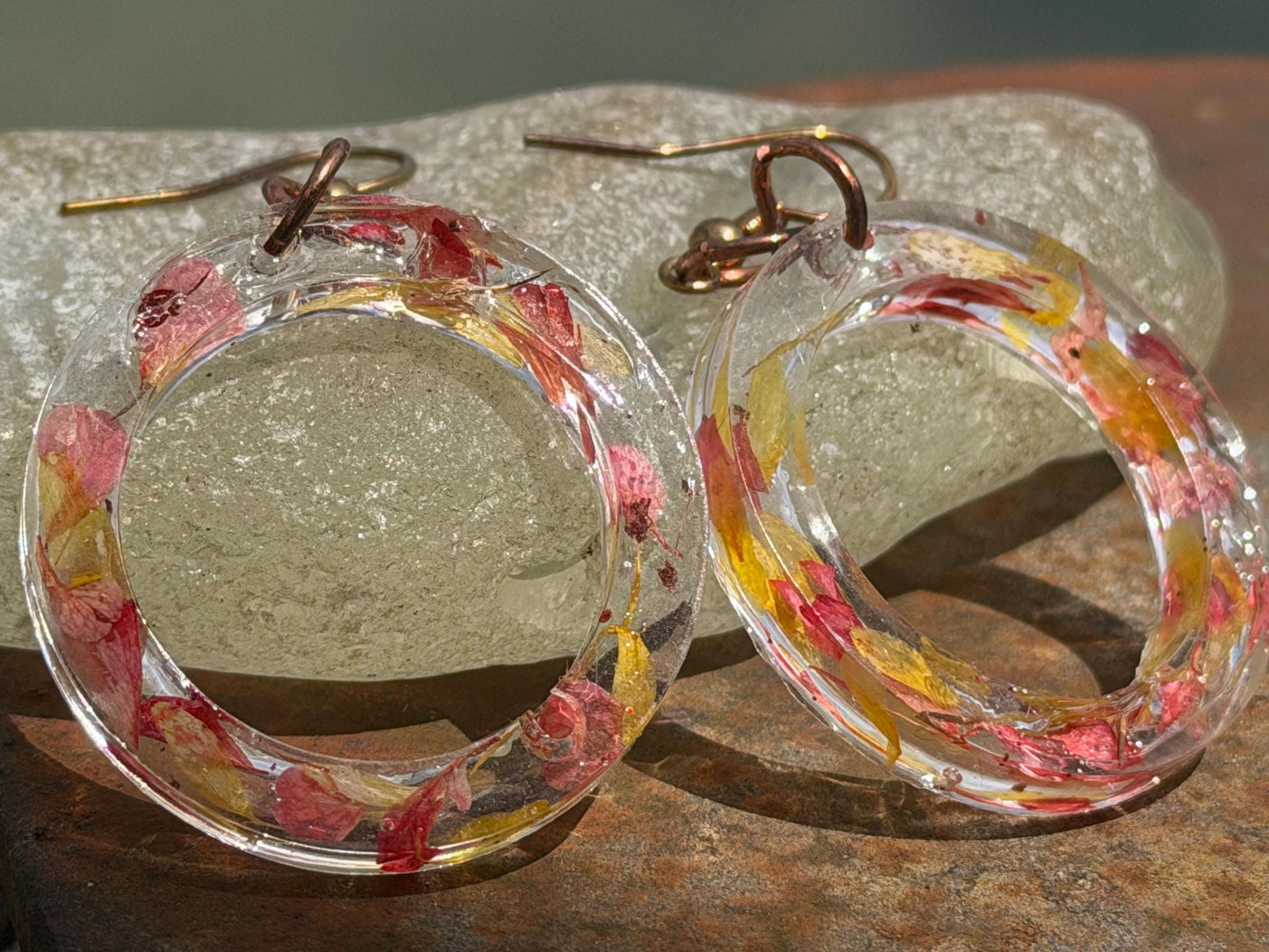 Rose and chamomile flower earrings, homemade earrings, light earrings, boho earrings, unique earrings, handmade earrings, unique jewellery