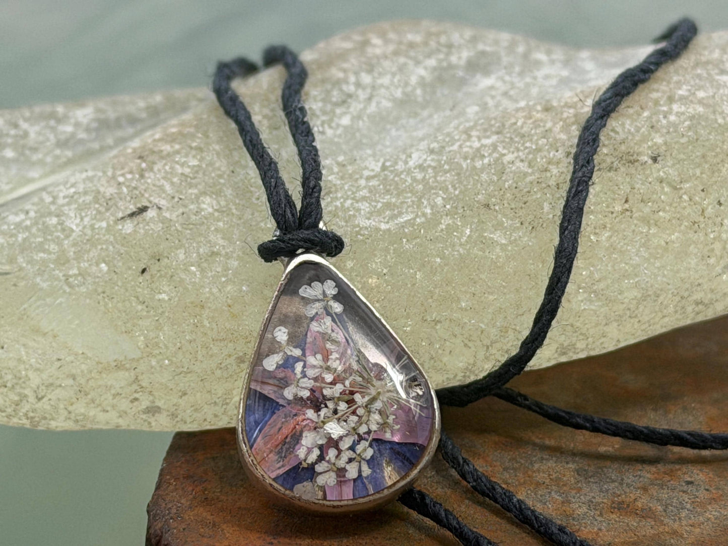 Wild carrot flower necklace, romantic necklace, ethical jewellery, unusual birthday gift for her, unique necklace, unusual gardeners gift