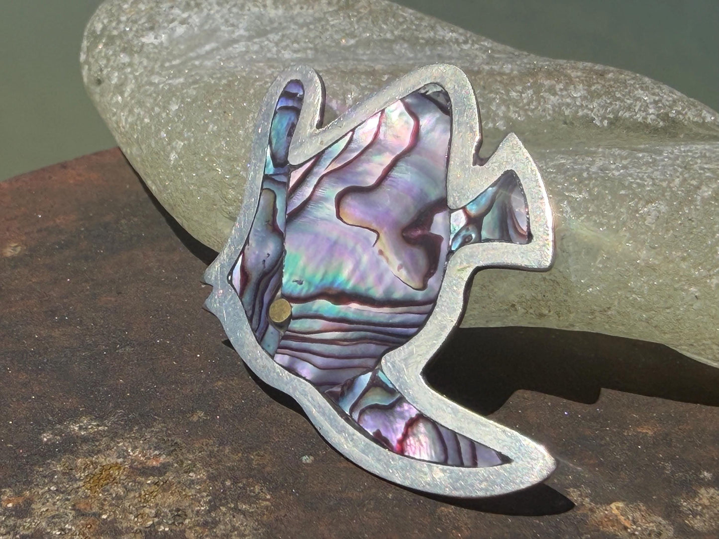 Vintage fish brooch. Stunning Abalone brooch. Eco friendly jewellery. Unusual ethical jewellery. Abalone jewellery. Unusual brooches.