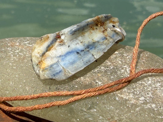 Raw blue kyanite pendant hung on recycled sterling silver. Unique jewellery. handmade unusual jewellery, ethically made eco friendly gifts