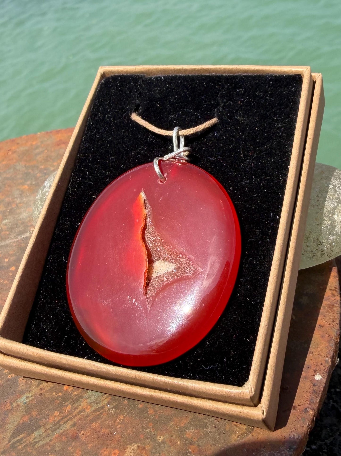 Agate necklace, ethical jewellery, bohemian necklace, unusual jewellery, agate pendant, white gemstone necklace. Boho jewellery