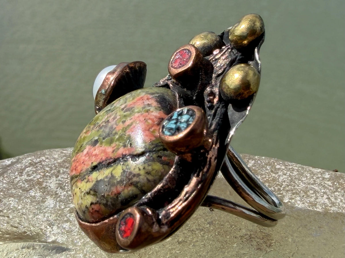 Unusual jasper ring. Very large gemstone ring on a brass base. Statement jewellery. Green ring. Unique jewellery. Handcrafted.