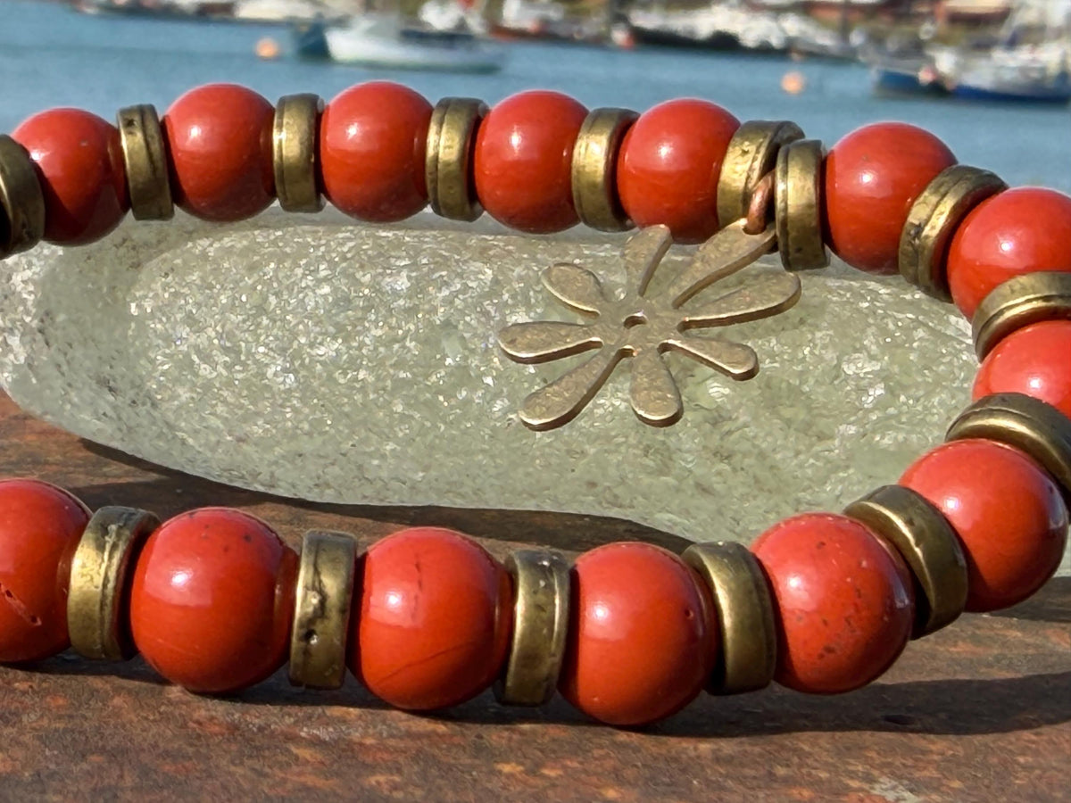 Red jasper bracelet, red jewellery, boho bracelet, Hippy bracelet, gift for her, red bracelet, handmade bracelet, star bracelet. Super star.