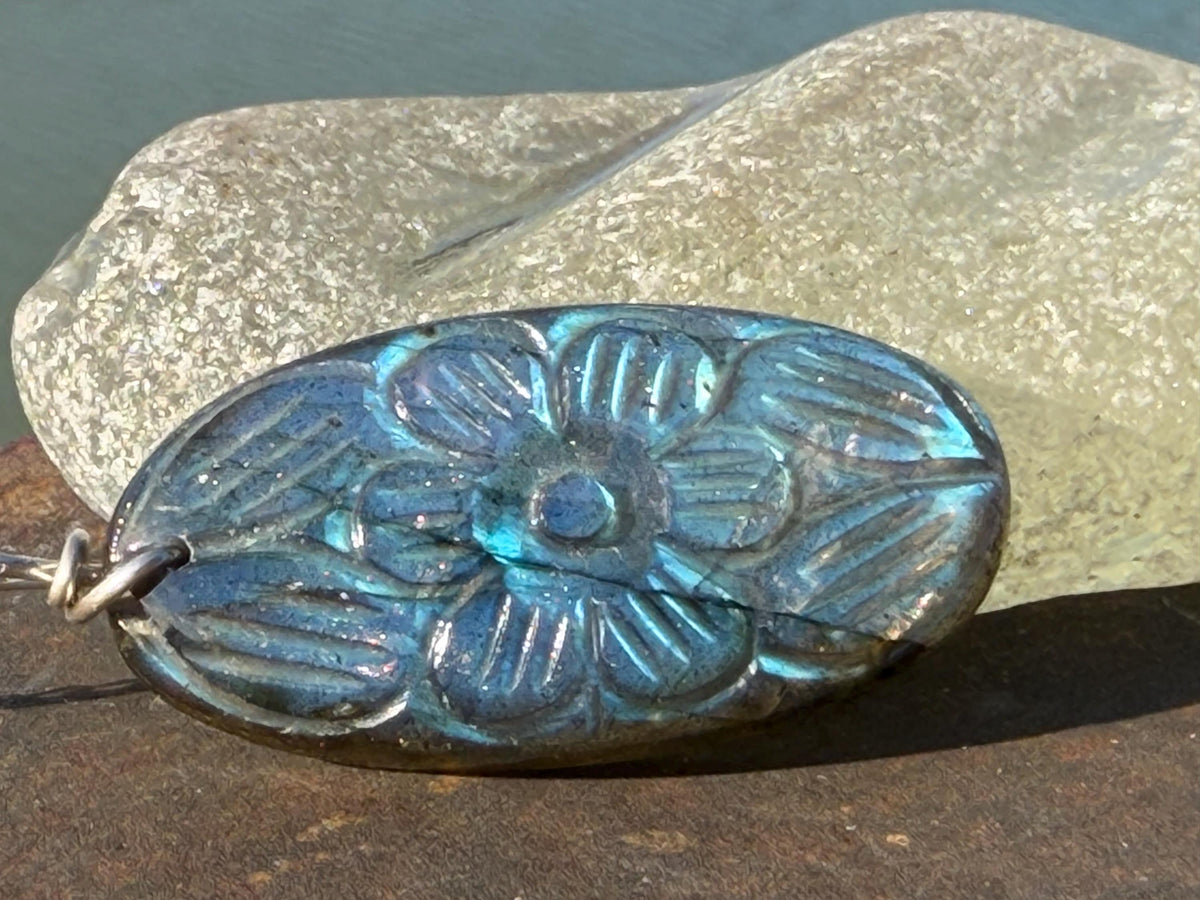 Labradorite necklace, labradorite jewellery, boho gift for her, unusual necklace, ethical jewellery, handmade necklace, labradorite pendant