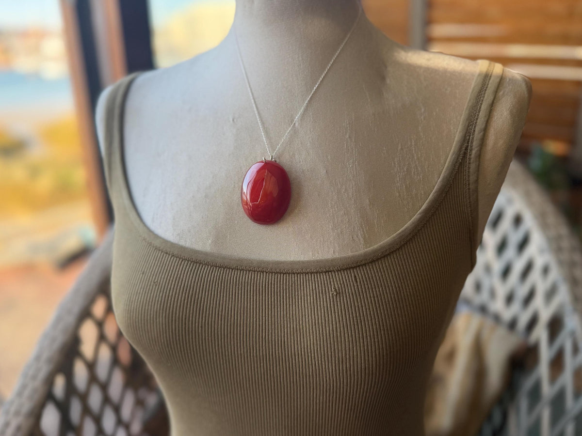 Agate necklace, ethical jewellery, bohemian necklace, unusual jewellery, agate pendant, white gemstone necklace. Boho jewellery