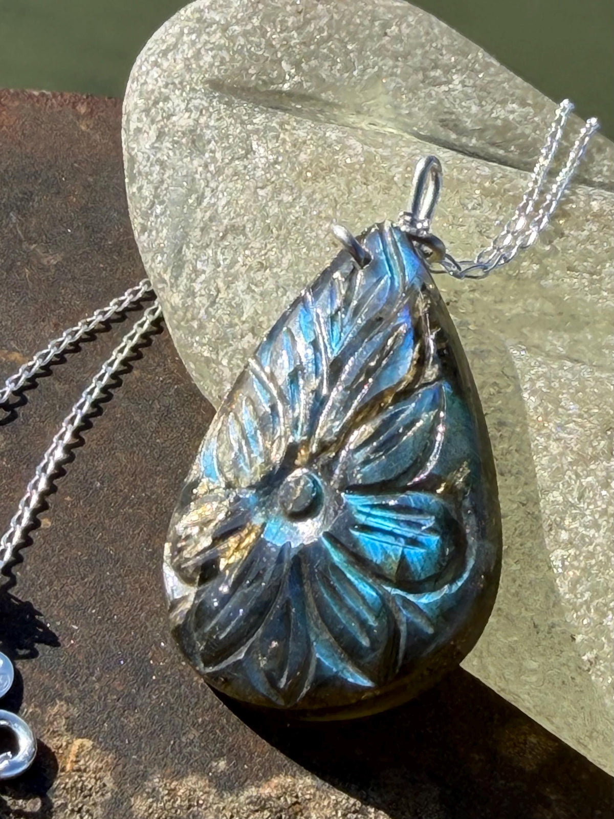 Labradorite necklace, labradorite jewellery, boho gift for her, unusual necklace, ethical jewellery, handmade necklace, labradorite pendant