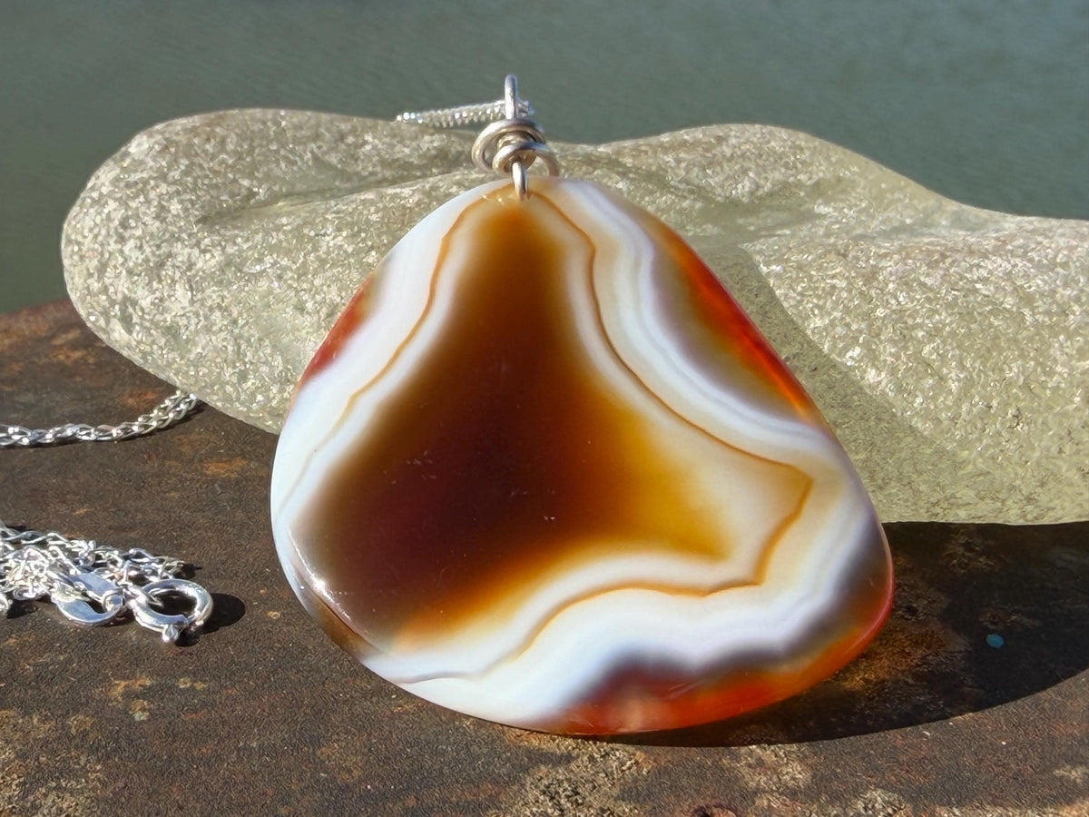 Agate necklace, ethical jewellery, bohemian necklace, unusual jewellery, agate pendant, white gemstone necklace. Boho jewellery