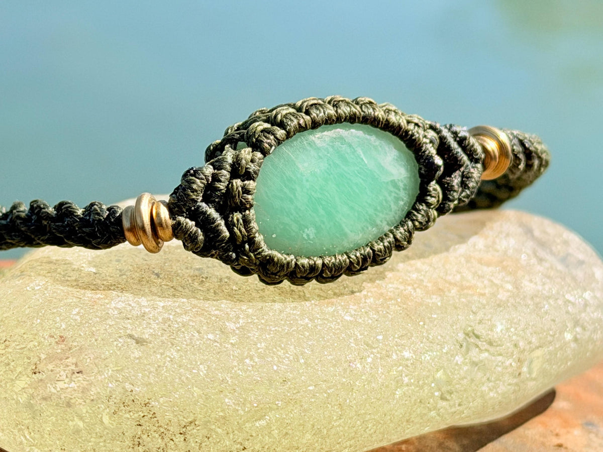 Stunning macrame wrapped aventurine bracelet, ethical jewellery, unusual jewellery, macrame jewellery. Green macrame bracelet Boho jewellery