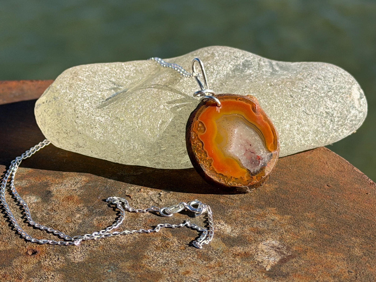 Agate necklace, ethical jewellery, bohemian necklace, unusual jewellery, agate pendant, white gemstone necklace. Boho jewellery