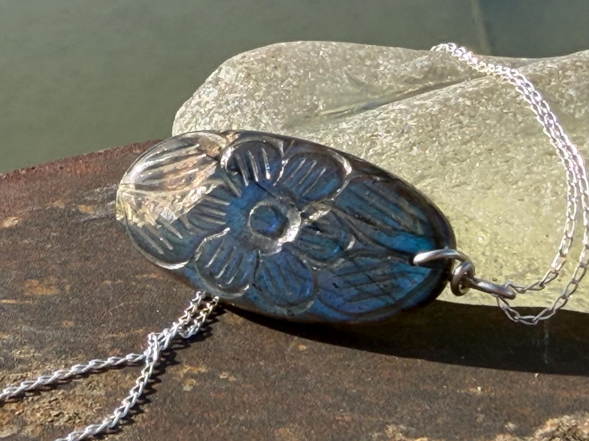 Labradorite necklace, labradorite jewellery, boho gift for her, unusual necklace, ethical jewellery, handmade necklace, labradorite pendant
