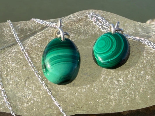 Green malachite gemstone necklace, malachite pendant, small gemstone necklace. Handmade gemstone necklace, boho eco friendly gift for her.