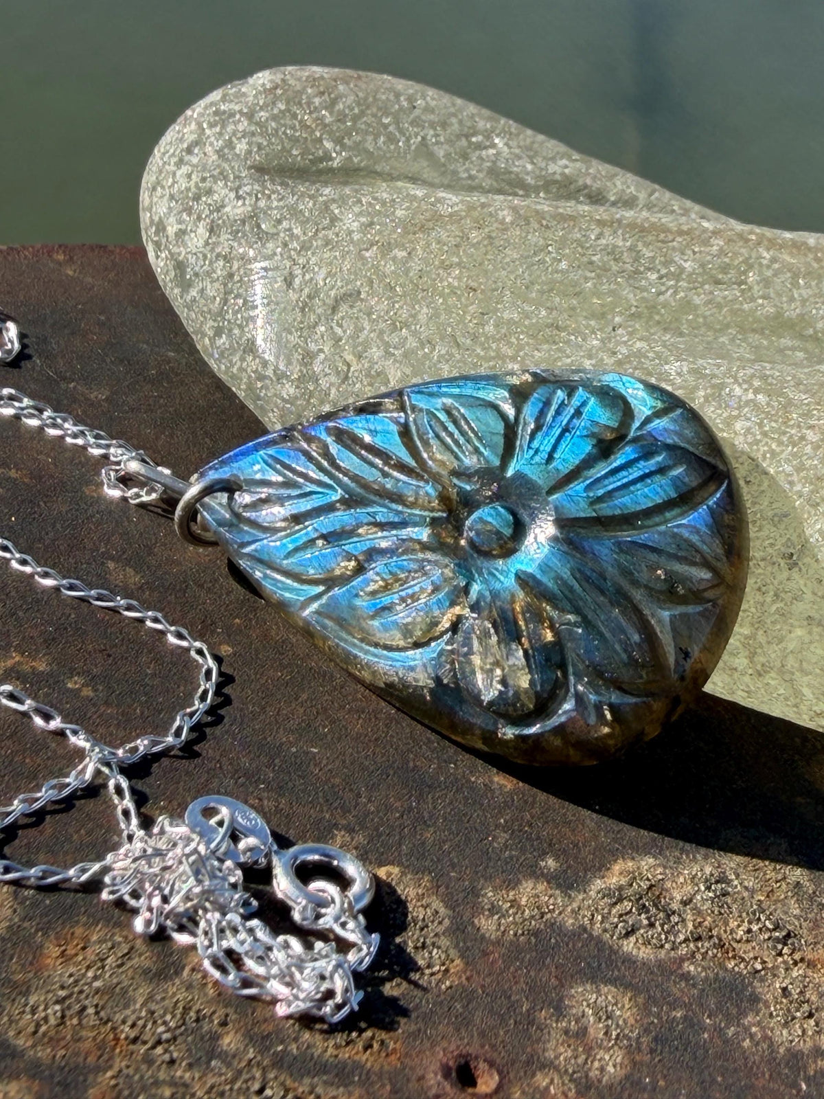 Labradorite necklace, labradorite jewellery, boho gift for her, unusual necklace, ethical jewellery, handmade necklace, labradorite pendant